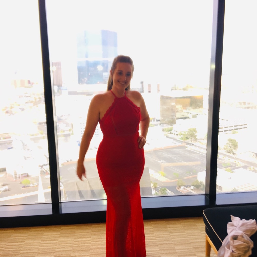 💃🏼 Red lace F21 Dress